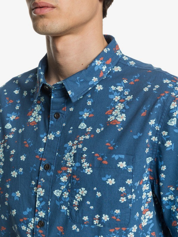 Majolica Blue Tripping Daisy Quiksilver Tripping Daisy Short Sleeve Men's Shirts | 829137EDA