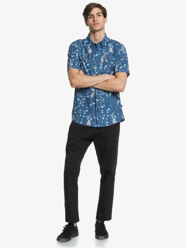 Majolica Blue Tripping Daisy Quiksilver Tripping Daisy Short Sleeve Men's Shirts | 829137EDA